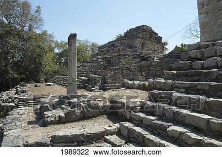 Building 39, Yaxchilan, Chiapas, Mexico View Large Photo Image Stock Image - Building 39, Yaxchilan, Chiapas, Mexico. Fotosearch