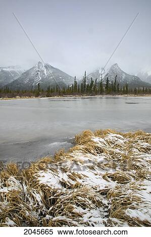 Stock Photography - De Smet Range, Jasper National Park, Alberta Canada.. Fotosearch