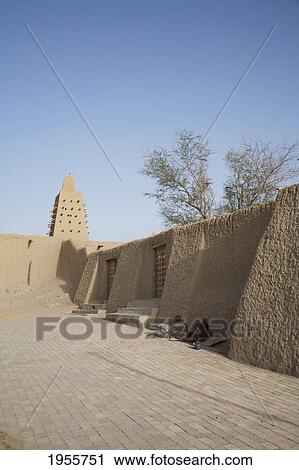 Stock Image - Djingareyber Mosque, Timbuktu, Mali. Fotosearch