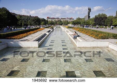 Fountains In Yuzhen Park, Sofia, Bulgaria View Large Photo Image Stock Image - Fountains In Yuzhen Park, Sofia, Bulgaria. Fotosearch