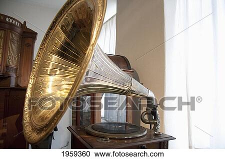 Stock Image - Gramophone On Display At Siegfried's Mechanical Music Cabinet In Rudesheim At Hessen, Germany. Fotosearch