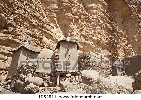 Granary in Irelli, Bandiagra Escarpment, Mali View Large Photo Image Stock Image - Granary in Irelli, Bandiagra Escarpment, Mali. Fotosearch