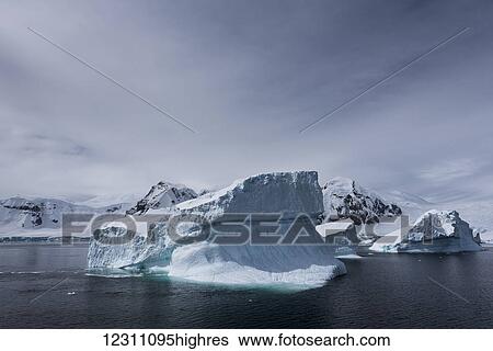 Stock Photograph - Icebergs; Antarctica. Fotosearch