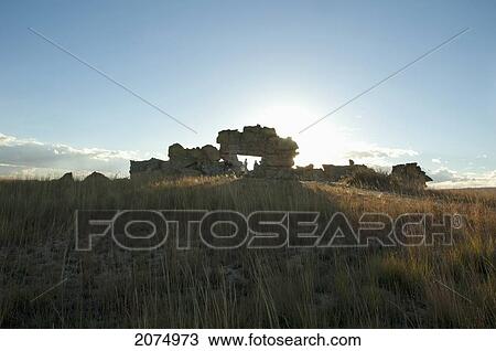 La Fenetre D'isalo Rock Formation, Isalo National Park, Fianarantsoa Province, Madagascar View Large Photo Image Stock Image - La Fenetre D'isalo Rock Formation, Isalo National Park, Fianarantsoa Province, Madagascar. Fotosearch