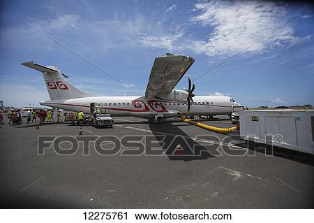 luggage airplane