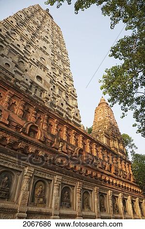 Stock Photograph - Mahabodi Temple, Bodhgaya, Bihar, India. Fotosearch
