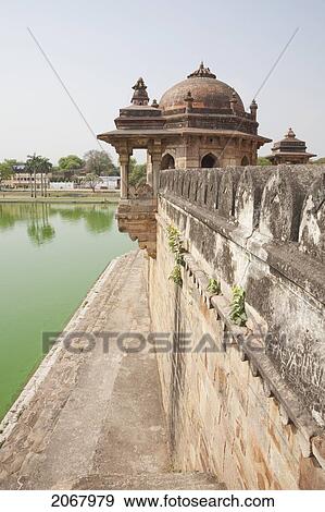 Mausoleum Of Sher Shah, Sasaram, Bihar, India View Large Photo Image Stock Photo - Mausoleum Of Sher Shah, Sasaram, Bihar, India. Fotosearch