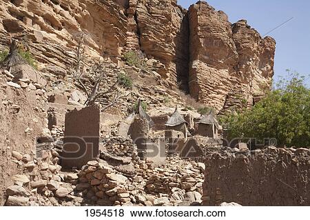 Stock Photo - Panorama of Irelli Village, set in the Bandiagara Escarpment, Mali. Fotosearch