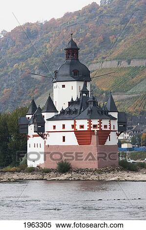 Stock Photography - Pfalzgrafenstein, A Tall Castle On Falkenau Island In The Rhine River, Rhineland-Palatinate, Germany. Fotosearch