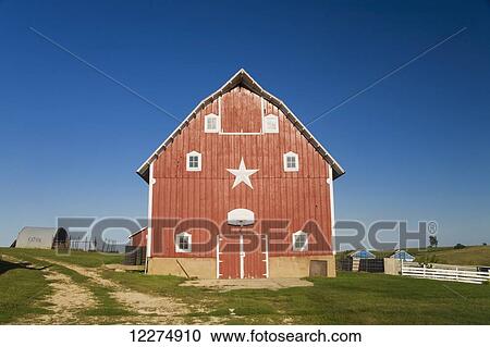 Red barn at a farm, near Edgewood; Iowa, United States of America View Large Photo Image Stock Image - Red barn at a farm, near Edgewood; Iowa, United States of America. Fotosearch