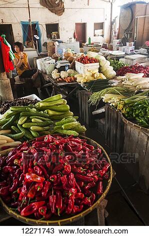Stock Image - Scene from a local market in a small village near to Wuyuan; Jiangxi province, China. Fotosearch