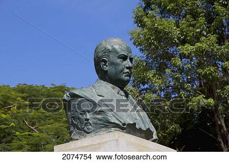 Statue In The Plaza De La Independencia, Asuncion, Paraguay View Large Photo Image Picture - Statue In The Plaza De La Independencia, Asuncion, Paraguay. Fotosearch