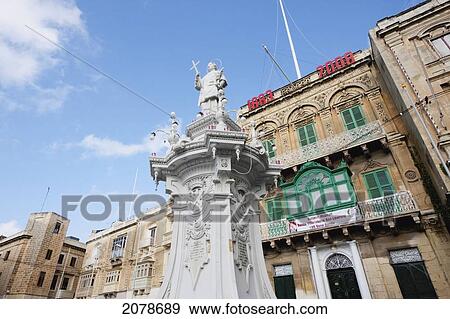 Statue Of St. Lawrence On Misrah Ir-Rebha, Vittoriosa (Birgu), Malta View Large Photo Image Stock Photo - Statue Of St. Lawrence On Misrah Ir-Rebha, Vittoriosa (Birgu), Malta. Fotosearch