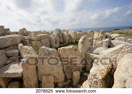 Trilithic Niches, Hagar Qim Megalithic Temple Complex, Malta View Large Photo Image Stock Photography - Trilithic Niches, Hagar Qim Megalithic Temple Complex, Malta. Fotosearch