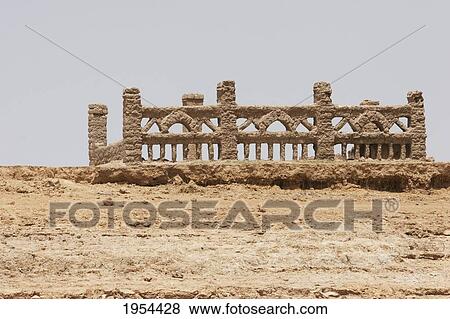 Stock Photo - Village Along The Shores Of The Niger River Between Mopti And Lake Débo, Mali. Fotosearch