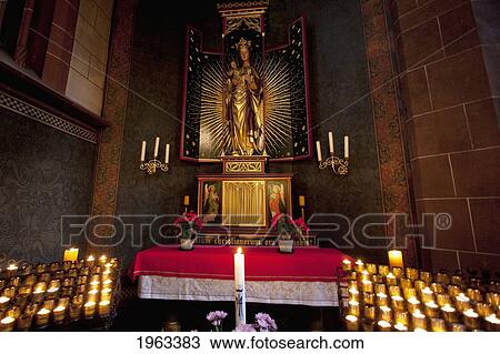 Stock Image - Virgin And Child Altar In The Dom (Cathedral Of St Peter), Worms, Germany. Fotosearch
