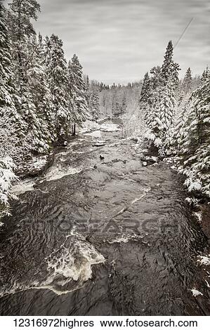 Stock Photograph - Winter wonderland landscape; Thunder Bay, Ontario, Canada. Fotosearch
