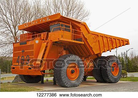200 ton truck used in Jeffery Mine; Asbestos, Quebec, Canada View Large Photo Image Stock Photograph - 200 ton truck used in Jeffery Mine; Asbestos, Quebec, Canada. Fotosearch