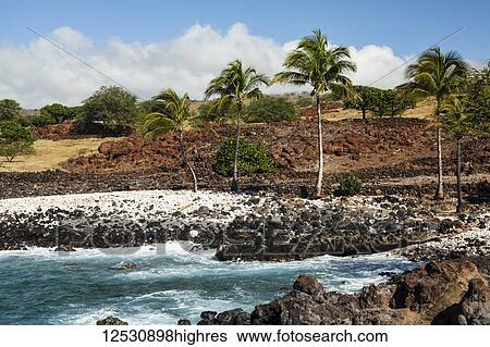 Stock Photograph - Koai'e Cove, Canoe landing, Old Hawaiian Village, Lapakahi State Historical Park, North Kohala Coast, between Kawaihae and Hawi; Island of Hawaii, Hawaii, United States of America. Fotosearch