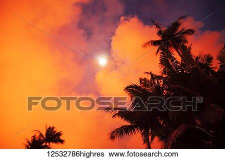 May 2018 eruption, Leilani Estates subdivision, East Rift Zone Kilauea Volcano, Big Island of Hawaii; Pahoa, Island of Hawaii, Hawaii, United States of America View Large Photo Image Stock Photograph - May 2018 eruption, Leilani Estates subdivision, East Rift Zone Kilauea Volcano, Big Island of Hawaii; Pahoa, Island of Hawaii, Hawaii, United States of America. Fotosearch