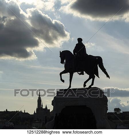 Stock Photograph - Monument of Gyula Andrassy, Hungary's Prime Minister between 1867 and 1871; Budapest, Budapest, Hungary. Fotosearch