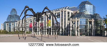 Stock Image - National gallery of Canada, Spider sculpture by Louise Bourgeois; Ottawa, Ontario, Canada. Fotosearch