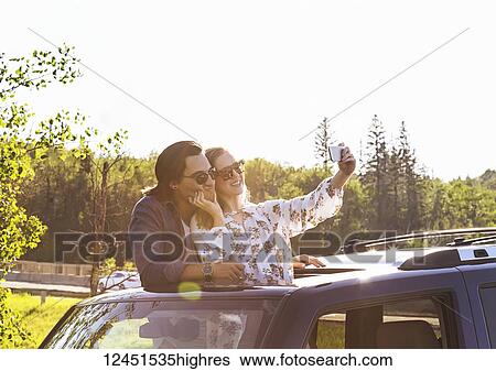 Stock Photograph - People-Couples. Fotosearch