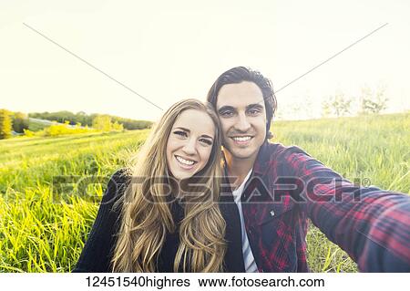 Stock Photograph - People-Couples. Fotosearch