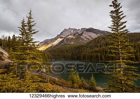Stock Photograph - Scenic. Fotosearch