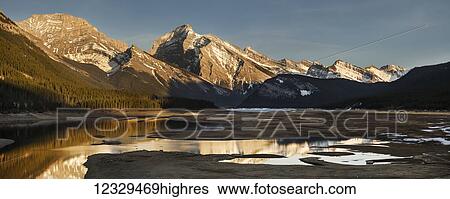 Stock Photograph - Scenic. Fotosearch