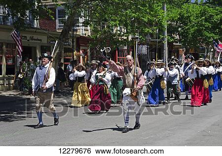 Stock Photograph - 375th Newport celebration, pipe and drum troop in colonial dress; Newport, Rhode Island, United States of America. Fotosearch