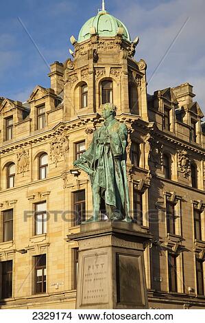 Pitt Statue On George Street; Edinburgh, Scotland View Large Photo Image Picture - Pitt Statue On George Street; Edinburgh, Scotland. Fotosearch