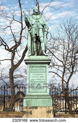 Stock Photo - Statue Of Field Marshal Frederick Duke Of York And Albany; Edinburgh, Scotland. Fotosearch