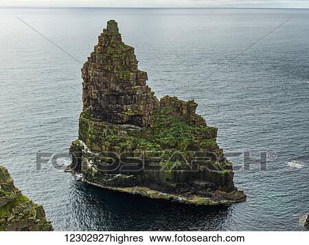 Sea stack at Duncansby Head; Scotland View Large Photo Image Stock Photograph - Sea stack at Duncansby Head; Scotland. Fotosearch