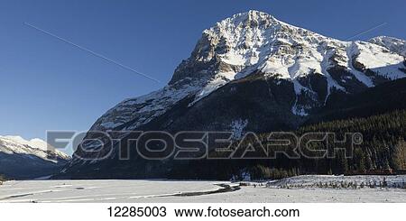 Snow in winter, Yoho National Park; British Columbia, Canada View Large Photo Image Stock Image - Snow in winter, Yoho National Park; British Columbia, Canada. Fotosearch