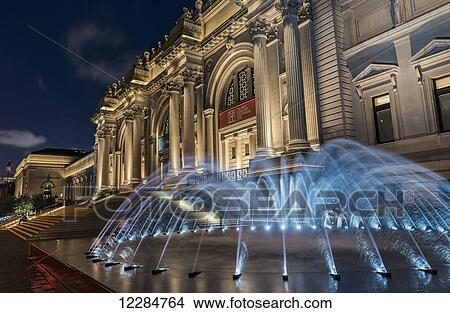 Metropolitan Museum of Art (MET) at twilight; New York City, New York, United States of America View Large Photo Image Picture - Metropolitan Museum of Art (MET) at twilight; New York City, New York, United States of America. Fotosearch