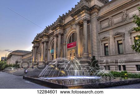Stock Image - Metropolitan Museum of Art (MET) at twilight; New York City, New York, United States of America. Fotosearch