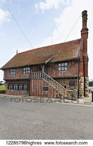 Moot Hall museum; Aldeburgh, Suffolk, England View Large Photo Image Stock Photograph - Moot Hall museum; Aldeburgh, Suffolk, England. Fotosearch