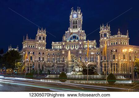 Plaza de Cibeles Palace at dusk; Madrid, Spain View Large Photo Image Stock Photograph - Plaza de Cibeles Palace at dusk; Madrid, Spain. Fotosearch
