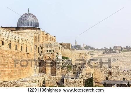 Stock Photograph - Temple Mount; Jerusalem, Israel. Fotosearch