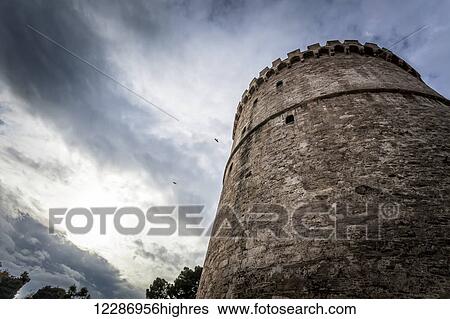 White Tower of Thessaloniki; Thessaloniki, Greece View Large Photo Image Stock Photograph - White Tower of Thessaloniki; Thessaloniki, Greece. Fotosearch