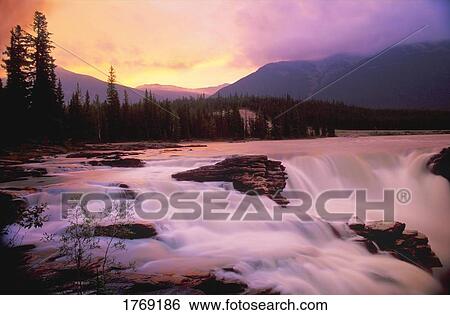 A beautiful scene View Large Photo Image Stock Photograph - A beautiful scene. Fotosearch