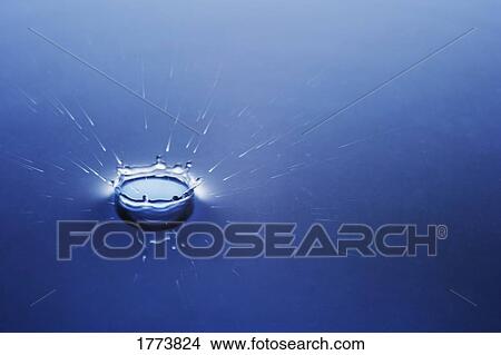 Split second drop of water View Large Photo Image Picture - Split second drop of water. Fotosearch