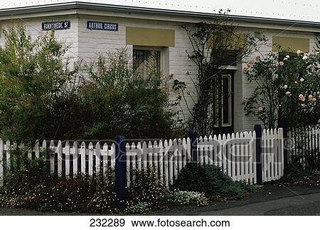 Stock Photo - Cottage, Arthur's Circus, Battery Point, Hobart, Tasmania, Australia . Fotosearch
