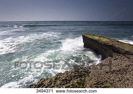 Stock Image - Rocky coast, San Diego, California, USA, elevated view . Fotosearch