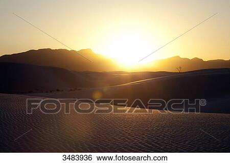 Stock Photograph - Sunset at White Sands National Monument, New Mexico, USA . Fotosearch