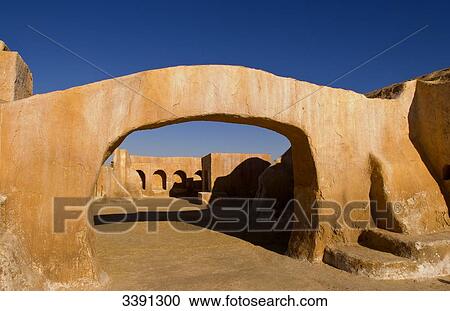Settlement, Tozeur, Tunisia, Africa View Large Photo Image Stock Image - Settlement, Tozeur, Tunisia, Africa . Fotosearch
