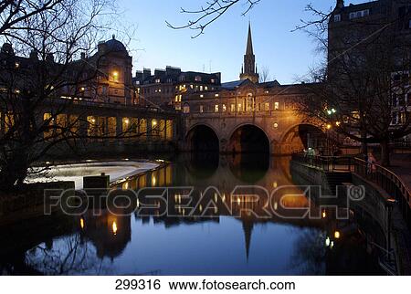Arch bridge on river, Pulteney Bridge, Avon River, Bath, England View Large Photo Image Stock Photograph - Arch bridge on river, Pulteney Bridge, Avon River, Bath, England . Fotosearch
