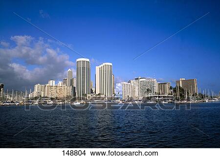 Picture - Buildings at waterfront, Waikiki Beach, Honolulu, Oahu, Hawaii, Usa . Fotosearch