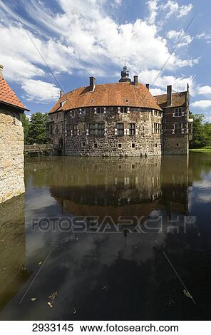 Castle Vischering, Germany View Large Photo Image Stock Photography - Castle Vischering, Germany . Fotosearch